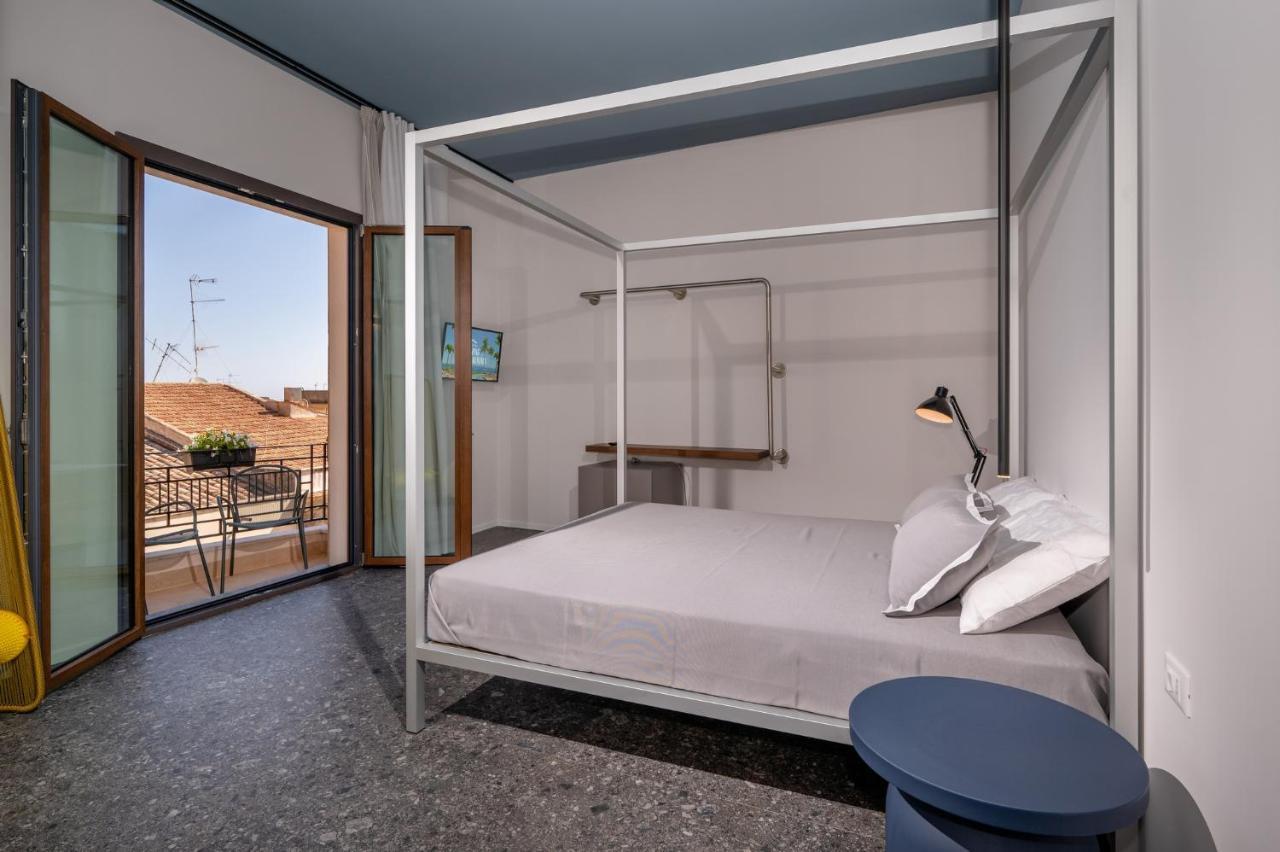 Bed 10.5 - Design Suite Castellammare del Golfo Exterior photo